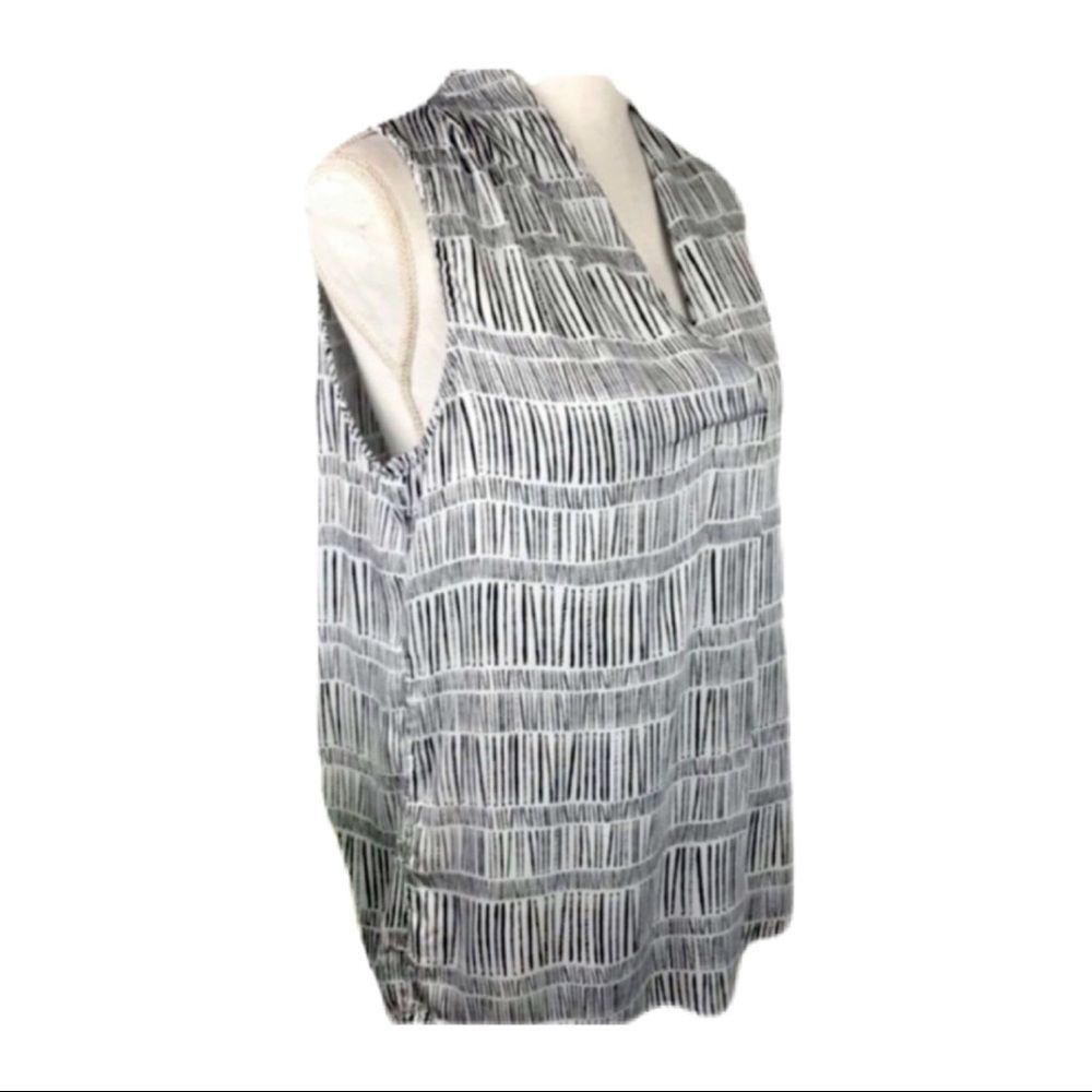 Tribal Brand V-neck Blouse Sleeveless Top Sz M